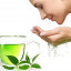 Những lợi ích làm đẹp bất ngờ nhờ việc rửa mặt bằng nước trà xanh mỗi ngày.