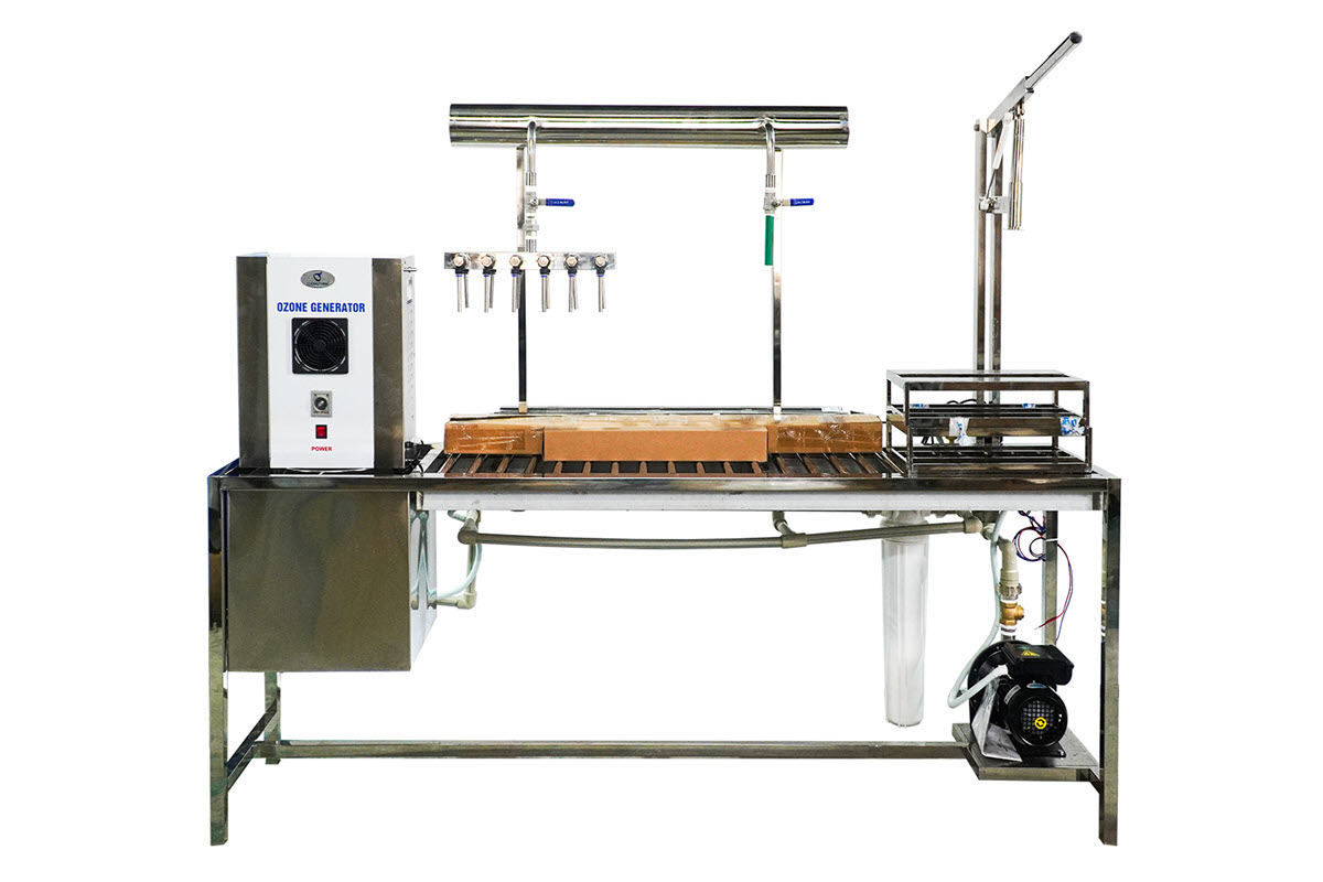 Hệ thống bàn chiết rót nước cho dây chuyền sản xuất nước đóng chai