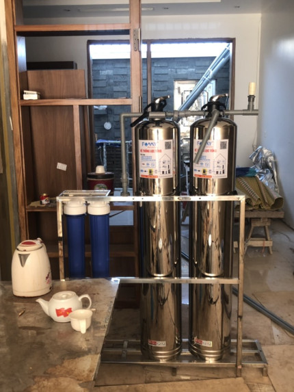 Hệ thống lọc tổng lọc nước đầu nguồn FAMY-LT02CI cột inox