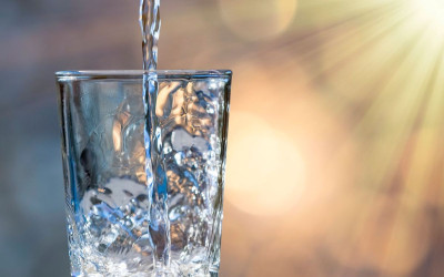 Nước uống pH 9.5 là gì? Tác dụng của nước pH 9.5 đối với sức khỏe