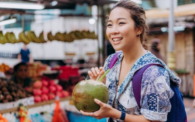 Nước dừa có tính kiềm hay axit? Có nên uống nước dừa hàng ngày?