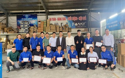 Trao thưởng các cá nhân, bộ phận hoạt động tích cực và có hiệu quả trong quý I năm 2024