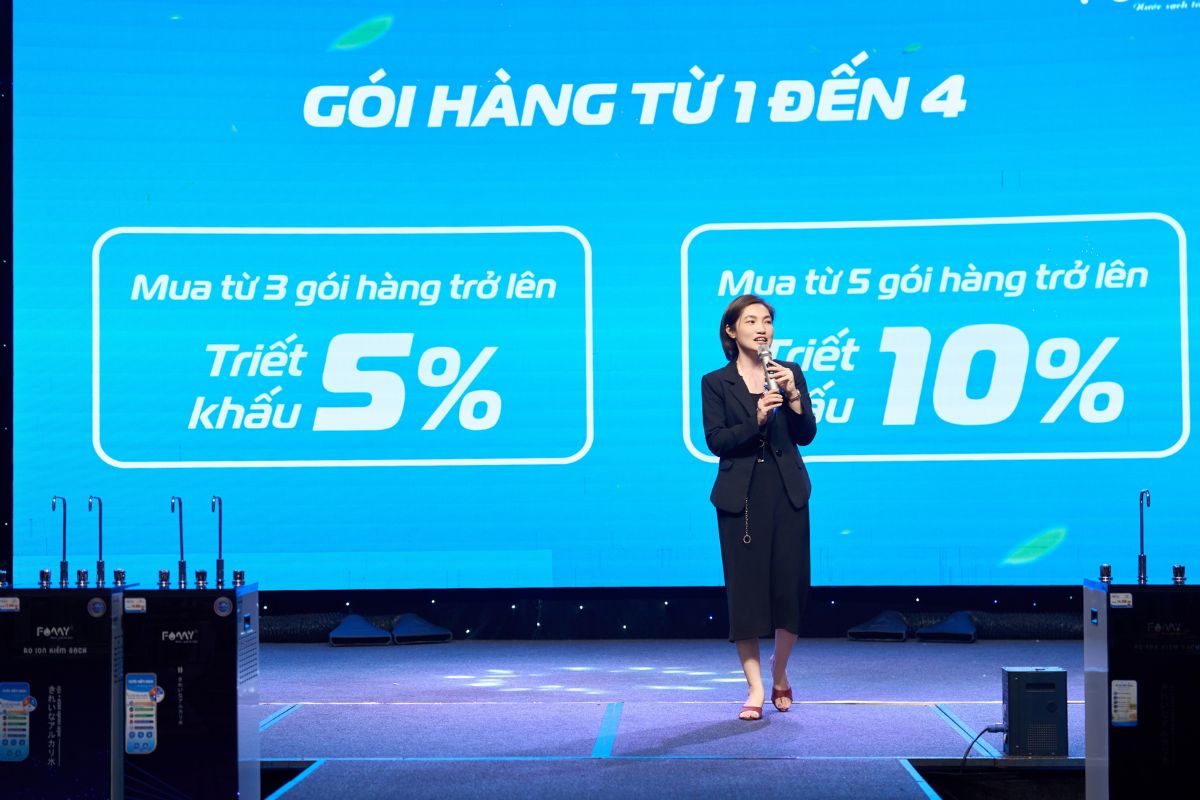 hoi-nghi-khach-hang-famy-tai-thai-nguyen (12).jpg