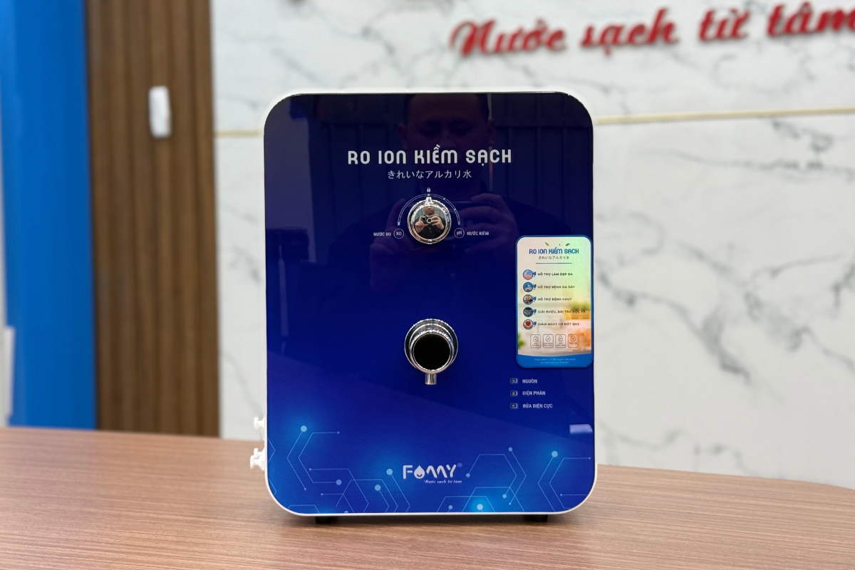 Bộ tích hợp tạo kiềm treo tường, để bàn RIO-06 W (Sử dụng công nghệ điện phân kép trực tiếp từ nước RO, tích công nghiệp MOFs)