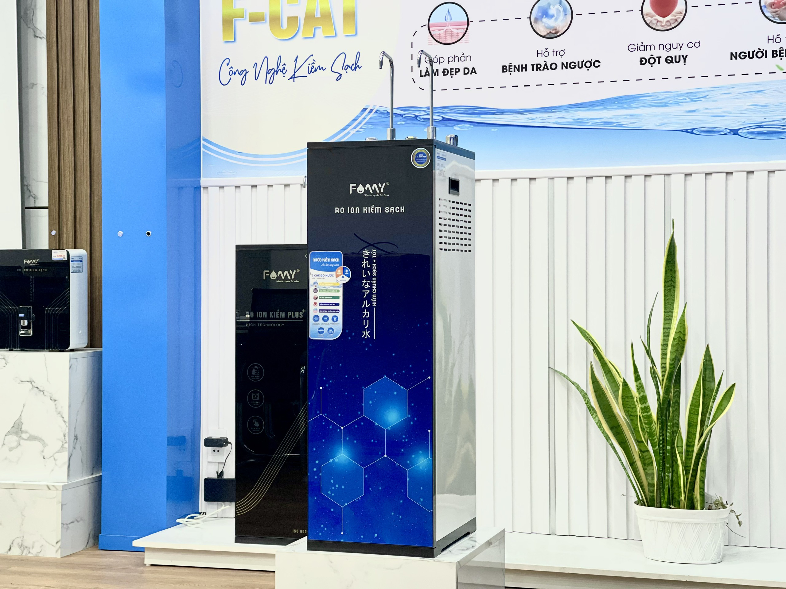 Máy lọc nước RO ion kiềm nóng khoáng kiềm ECO 2.0-V2 PLUS (3 chế độ nước ion kiềm nóng - nước ion kiềm nguội - nước tinh khiết)